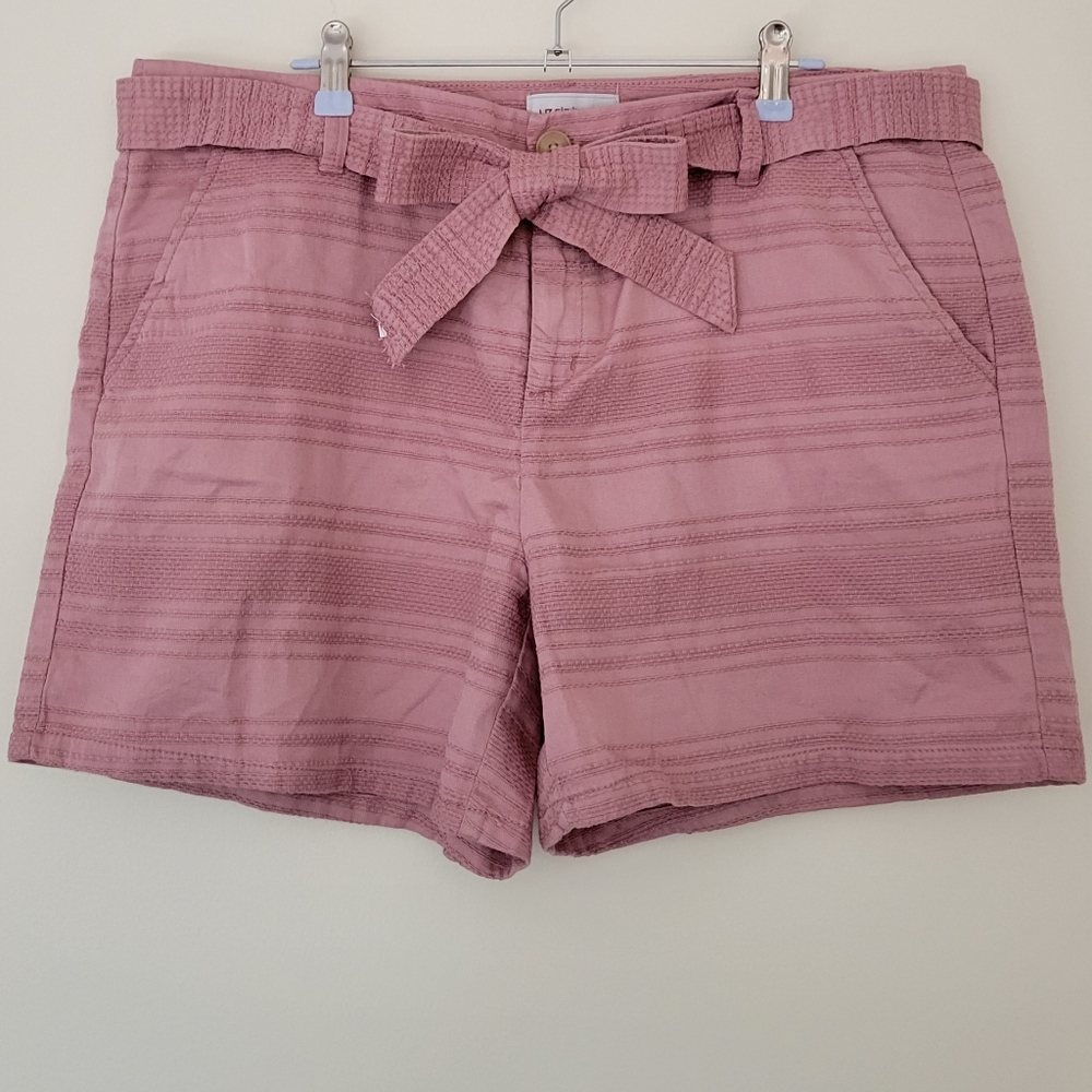 Liz Claiborne Feminine Barbie Pink Classic Fit Short 14